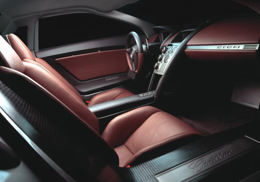 Интерьер Cadillac Cien Concept 2002 года  (фото 43 из 50)